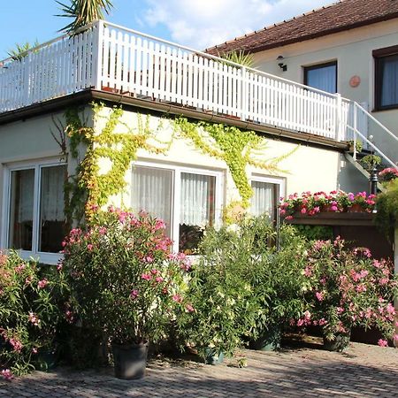 Weingut Pension Sommerhof Mörbisch am See Zewnętrze zdjęcie